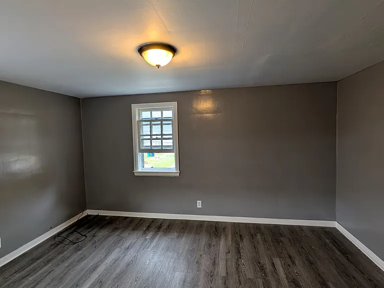 297 Millicent Ave — Photo 7