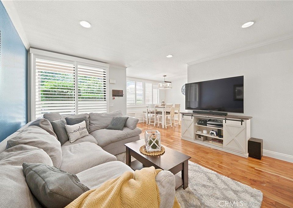 1st image of 1675 W Lambert Rd #17