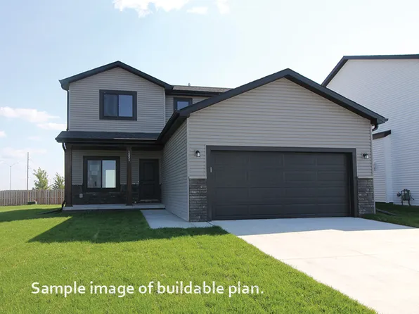 Dakota Plan, Woodside Village