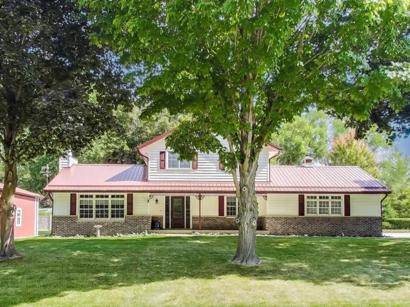 31700 118th STREET, Twin Lakes, WI 53181