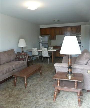 4th image of 120 Walnut St APT 19
