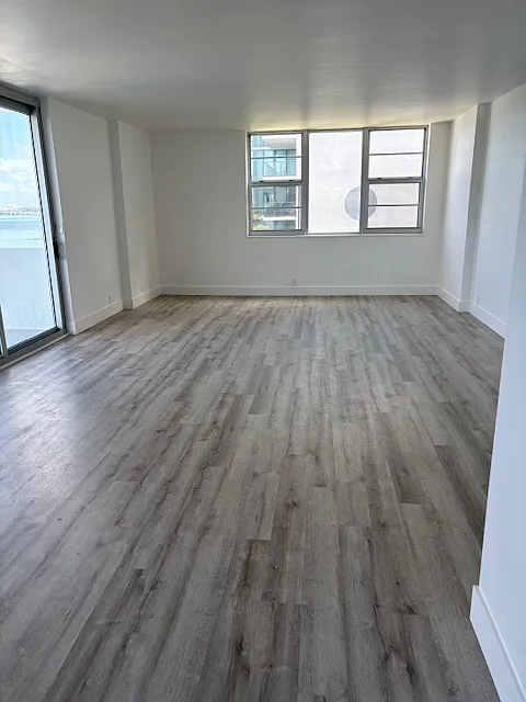 2 bed, 1247 sqft, $3,000 — Photo 1