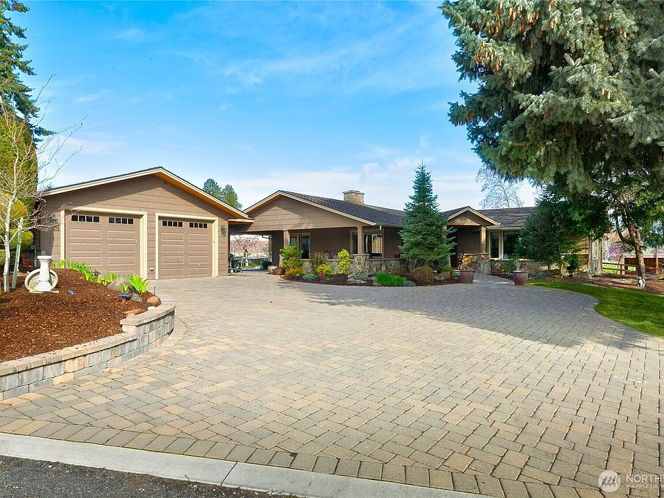 1st image of 160 Horseshoe Lane