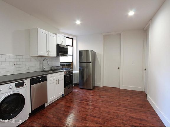 3rd image of 723 E 5th St APT 3B