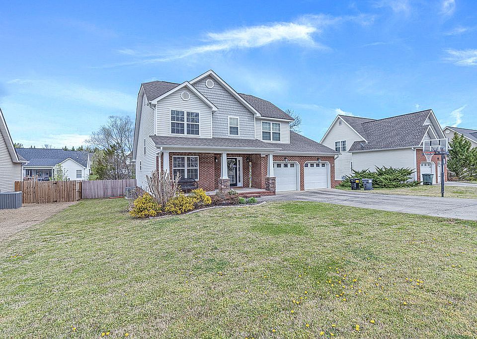 1st image of 119 Big Creek Ln