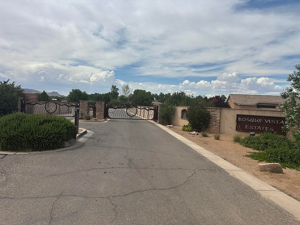 1st image of 15 Leibel Ct