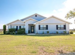 903 Flying L Dr, Bandera, TX 78003