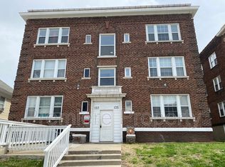 137 N Lawn Ave APT 14, Kansas City, MO 64123