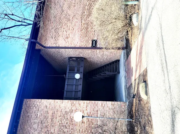 5524 E Lake Dr #84-C, Lisle, IL 60532