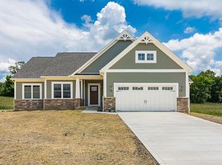 410 Buena Vista Dr, Johnstown, OH 43031