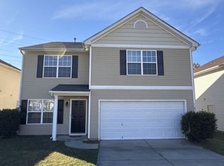 7131 Wandering Creek Dr, Charlotte, NC 28216