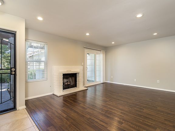 5th image of 1651 S Juniper St Unit 153