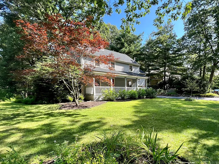 2 Hemlock Hill Rd — Photo 15