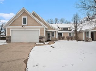 3382 Stormy Creek Dr SE, Kentwood, MI 49512