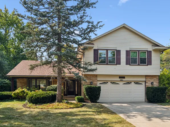 2804 Lexington Ln, Highland Park, IL 60035