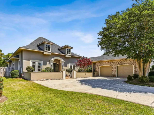 2679 Edmund Dr, Gulf Breeze, FL 32563