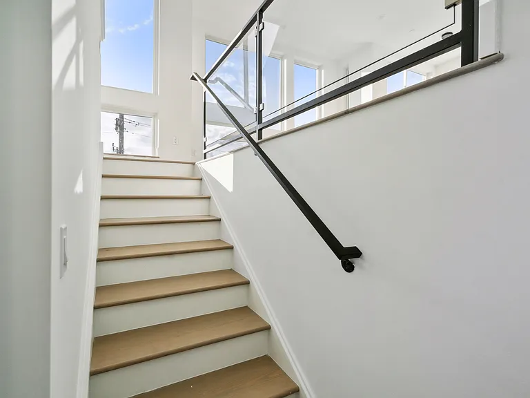 1621 Point Breeze Ave #4 — Photo 44