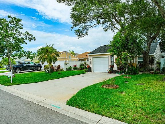 2nd image of 1026 Willowood Ln
