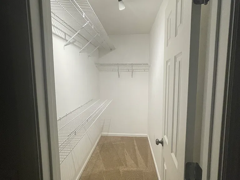 2517 Shady Oak Ct — Photo 9