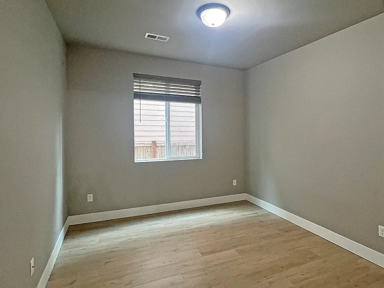 13724 74th Avenue Ct E — Photo 30