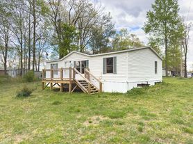1099 Norton Bridge Rd, Chatsworth, GA