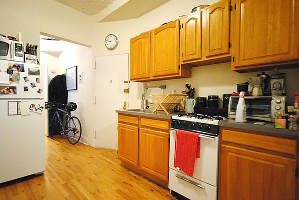 Rented by Bold New York | media 30