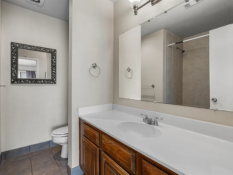 806 W 24th St #326 — Photo 20