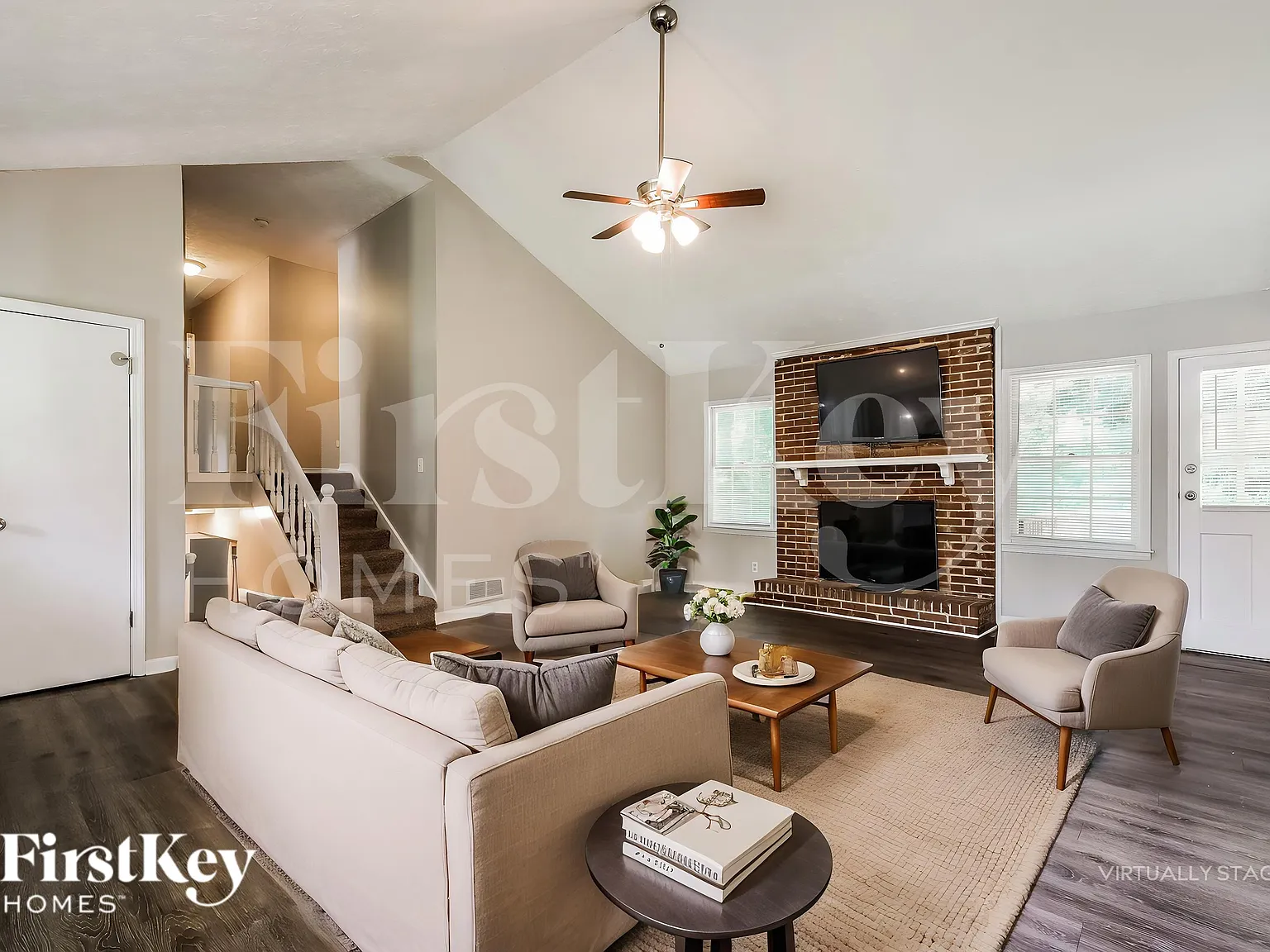4 bed, 2.5 bath, 1926 sqft, $1,965 — Photo 4