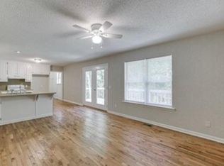 8950 Pine Tree Cir, Gainesville, GA 30506