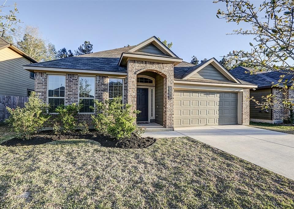 1st image of 1979 Briar Grove Dr