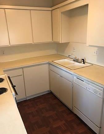 3rd image of 2026 Julie Dr