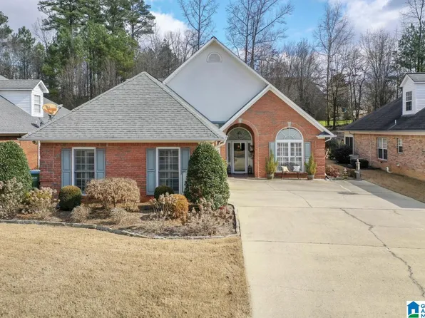 93 Azalea Trl, Oneonta, AL 35121