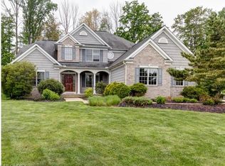 10570 Nobhill Ln, Painesville, OH 44077