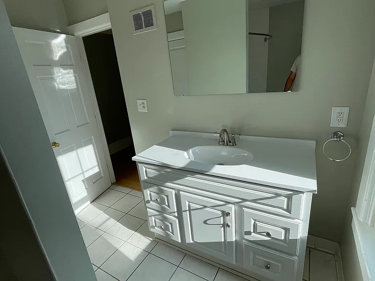 402 Fillmore Ave — Photo 3