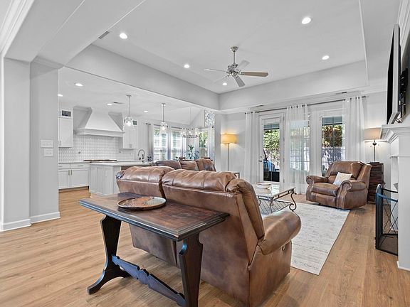4th image of 4707 Emmas Cir W