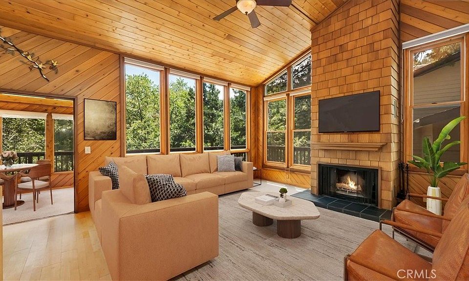 1st image of 23874 Lakeview Dr