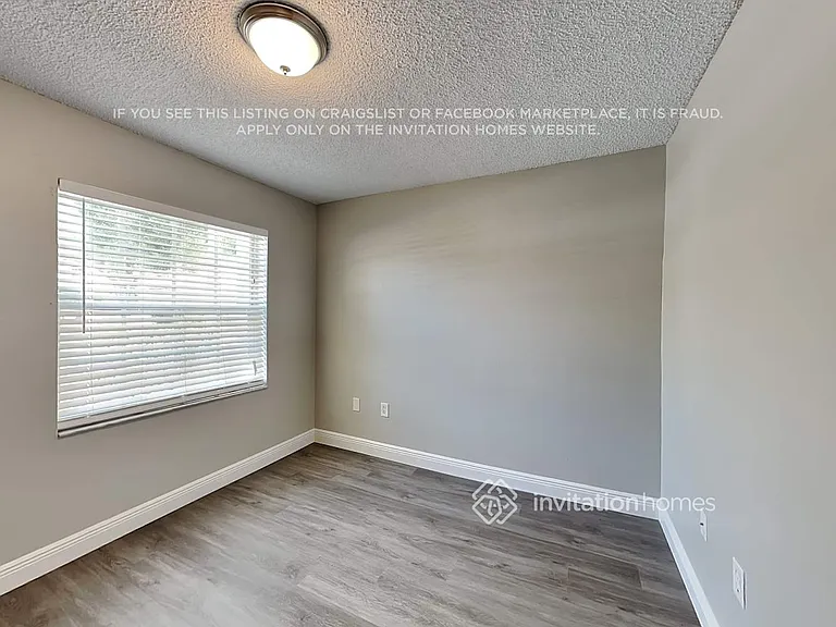3350 NW 78th Ave — Photo 10