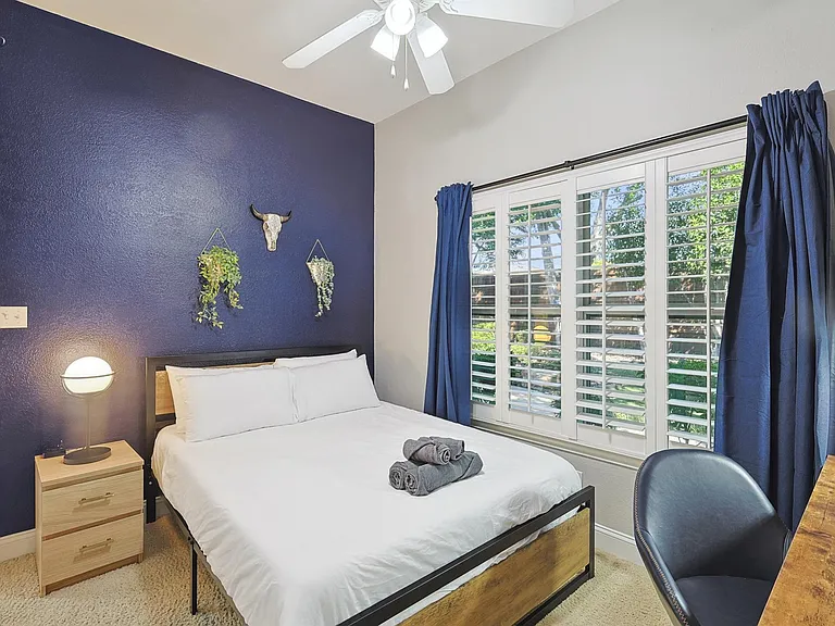 2604 Brandi Ln — Photo 24