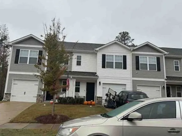 38 March Creek Dr, Fuquay Varina, NC 27526