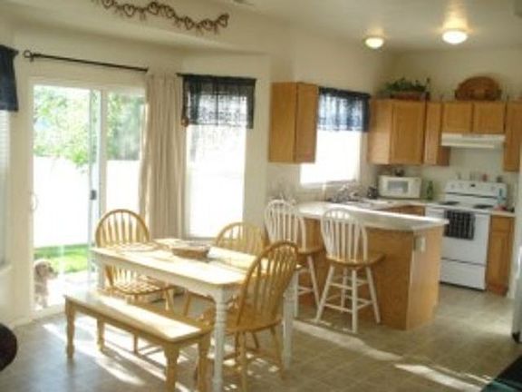 4th image of 3532 S Birch View Ct