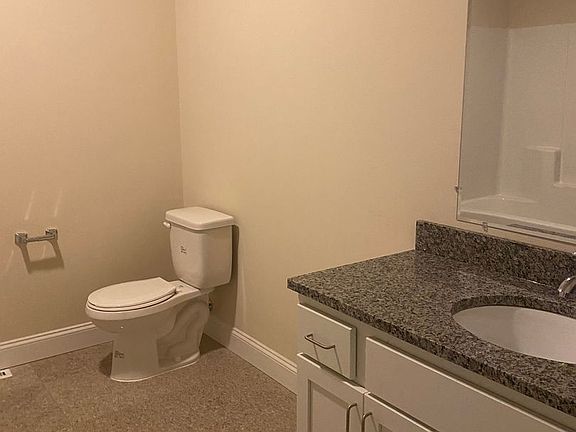 4th image of 102 Newbury Hollow Ln #4-226