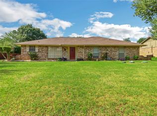 109 Southridge St, Red Oak, TX 75154