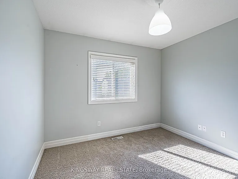 275 Old Huron Rd E #15 — Photo 29
