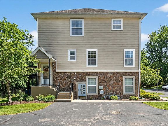 3rd image of 32 Peter Turner Road