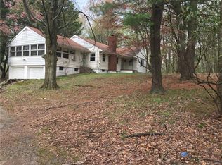 33 Old Pomona Rd, Suffern, NY 10901