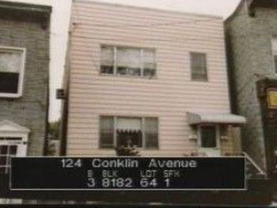 124 Conklin Ave, Brooklyn, NY, 11236