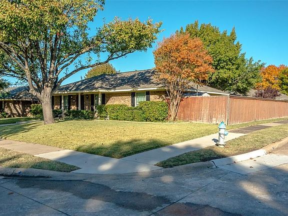 4th image of 4401 Birdsong Ln