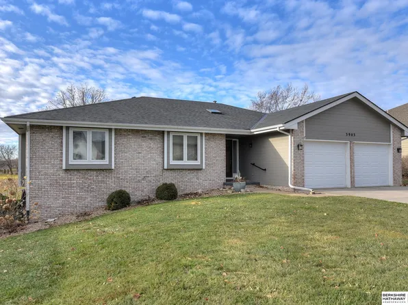 3903 Buccaneer Blvd, Plattsmouth, NE 68048