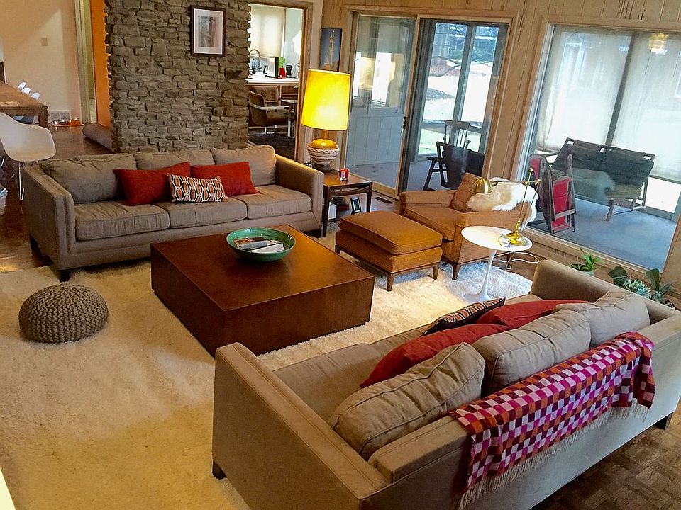 1st image of 536 Oakwood Dr
