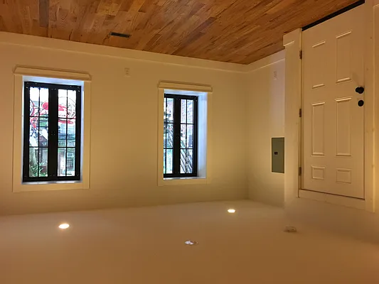 Rented by Owner | media 42